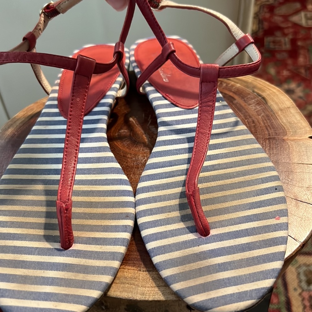 Brooks Brothers t-strap sandals - Picture 2 of 8